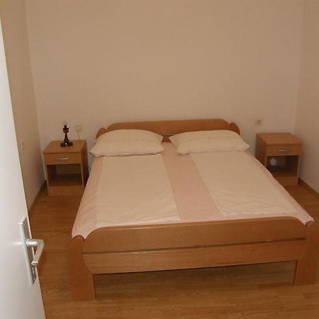 Apartment Tea Makarska Exterior photo