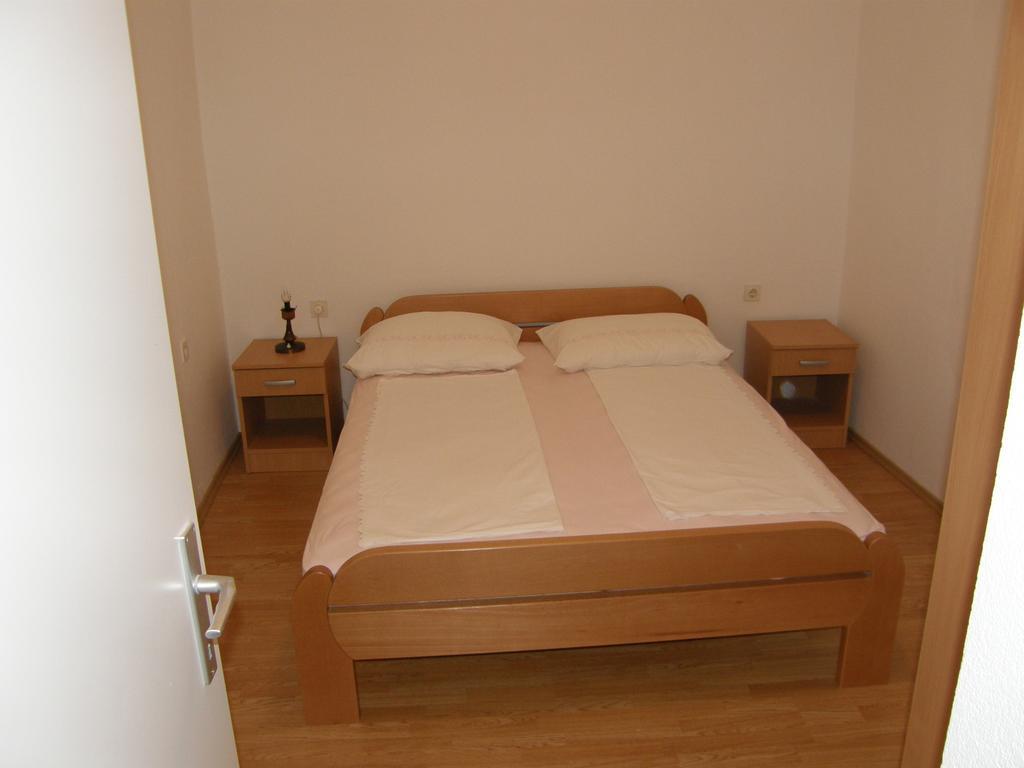 Apartment Tea Makarska Exterior photo
